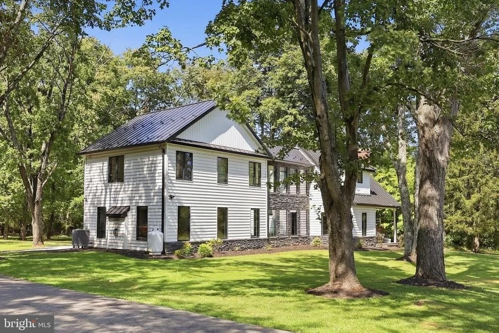 Photo of 10814 POWELL ROAD
