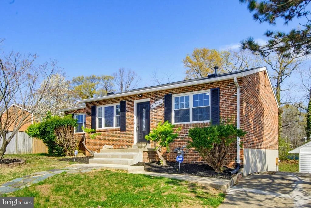Photo of 6702 KEYSTONE MANOR DRIVE
