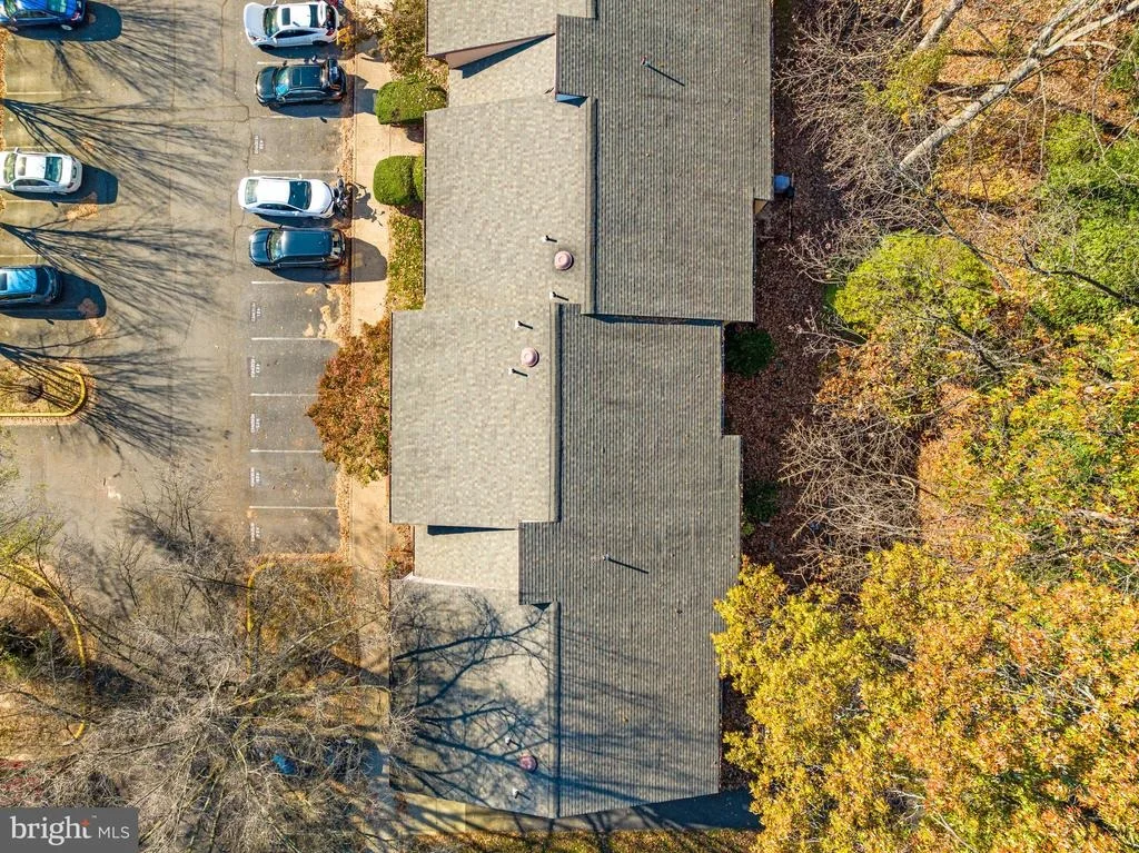 Photo of Unit 901B at 11650 STONEVIEW SQUARE
