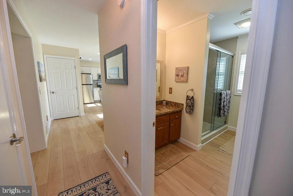 Photo of 956 LAKE VIEW DRIVE