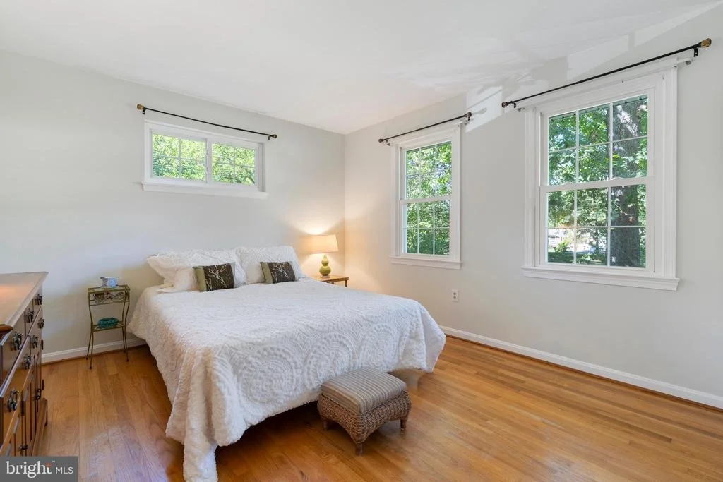 Photo of 11219 LAKEVIEW DRIVE
