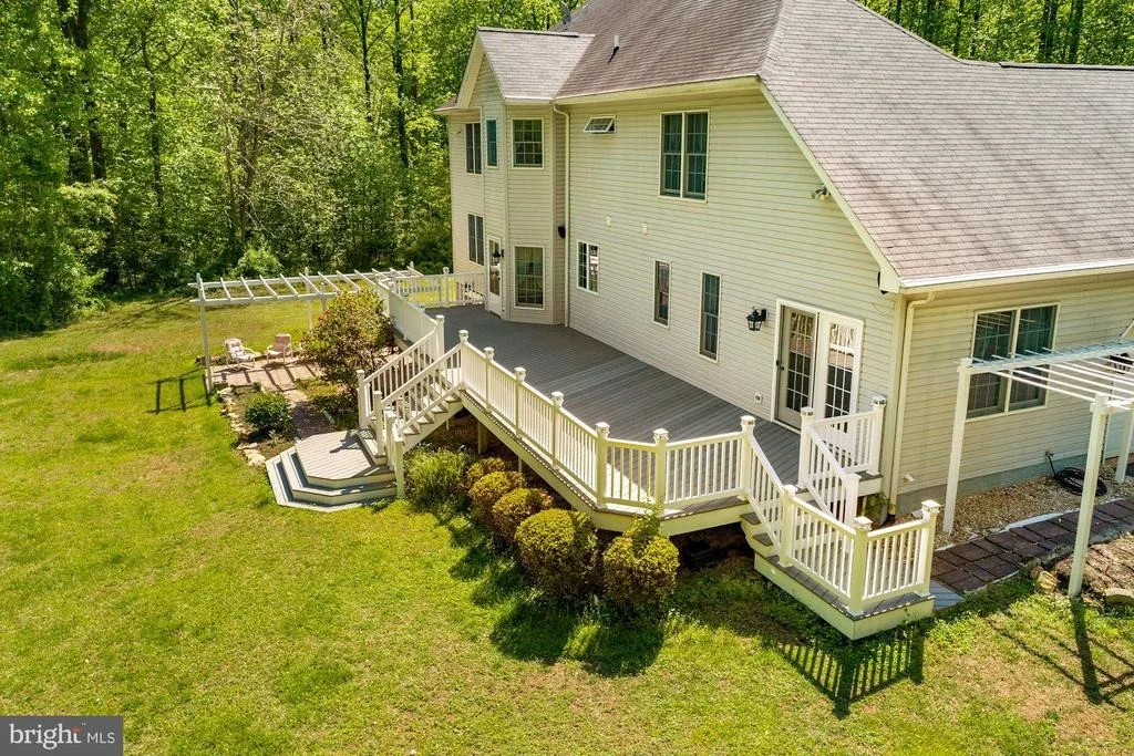 Photo of 1105 THOMPSON WAY