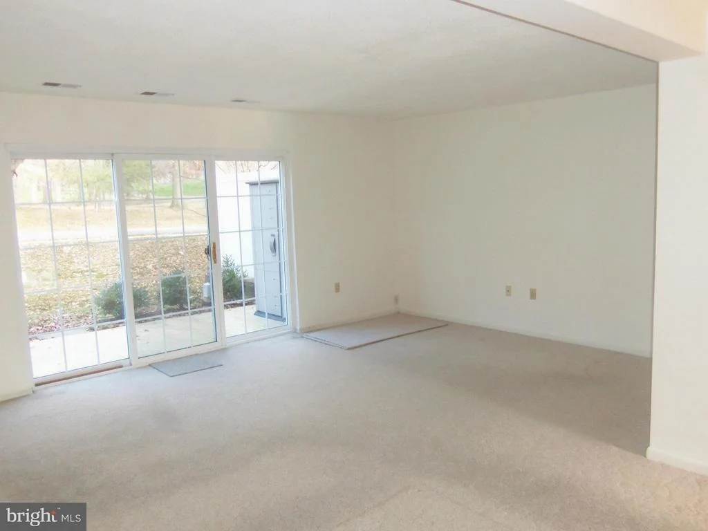 Photo of Unit 109F at 3210 GLEN EAGLES DRIVE