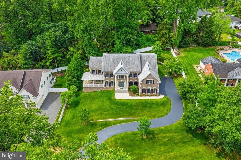 Photo of 7821 OLD FALLS ROAD