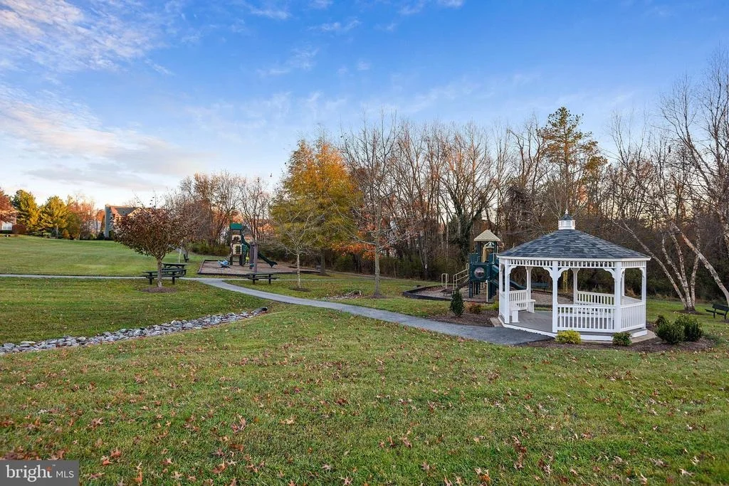 Photo of 6130 BARTONSVILLE ROAD