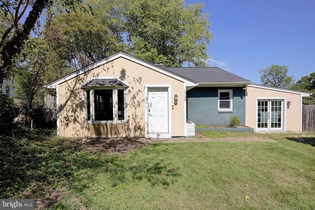 Photo of 1729 SHORE DRIVE