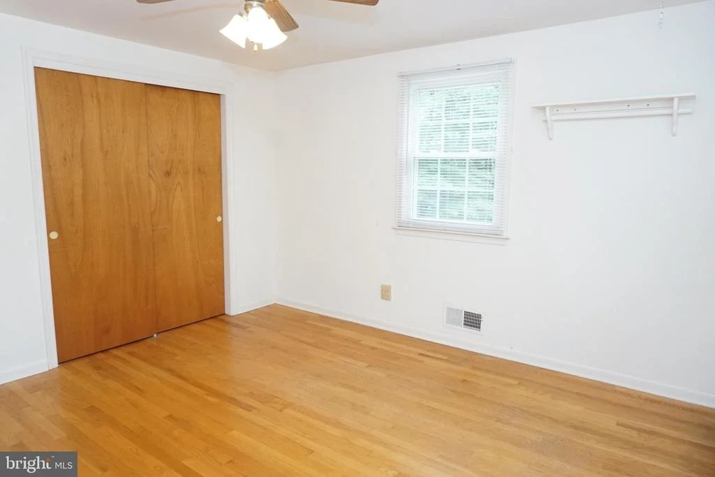 Photo of 1304 CHEZ COURT