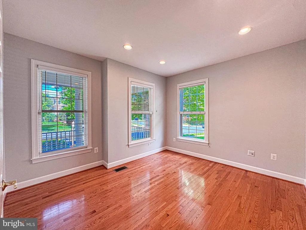 Photo of 42631 EXPLORER DRIVE