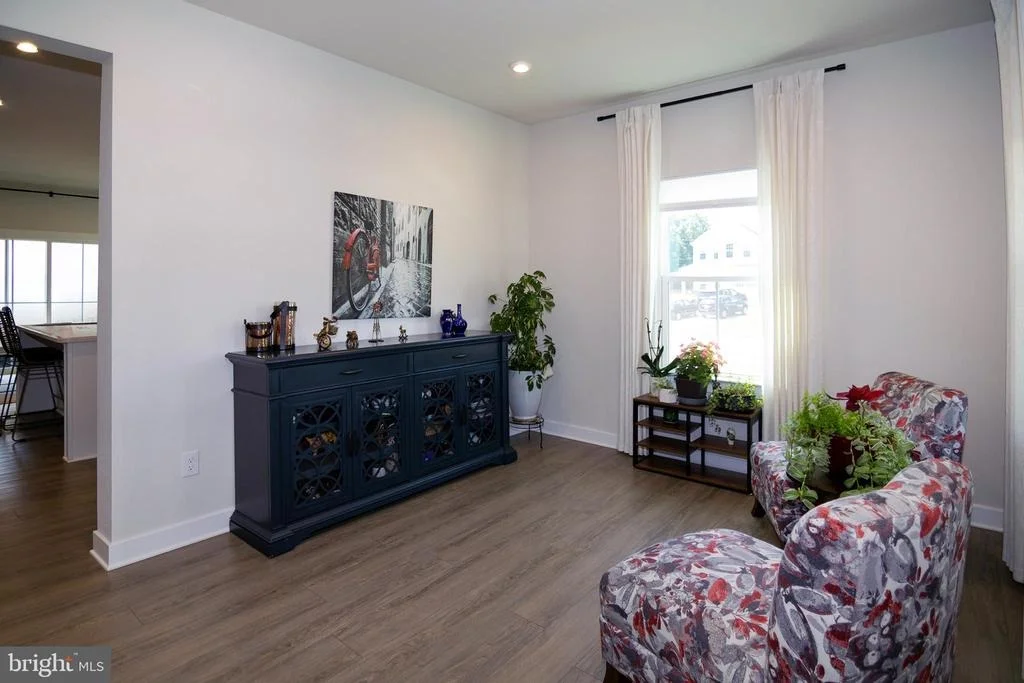 Photo of 17 SEQUOIA COURT