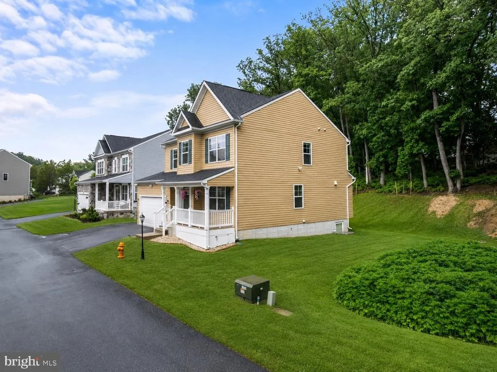 Photo of 9111 VERDANT WAY