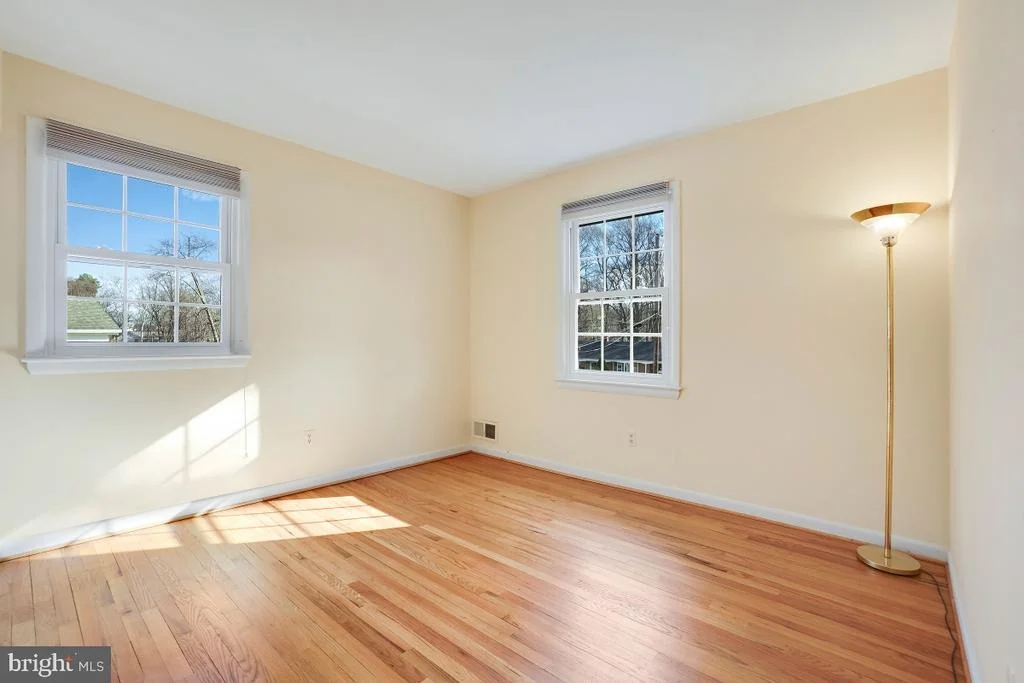 Photo of 13204 HATHAWAY DRIVE