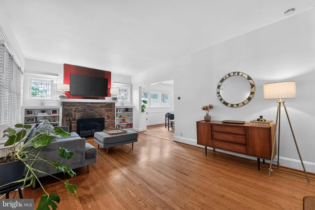 Photo of 2411 EVERTON ROAD