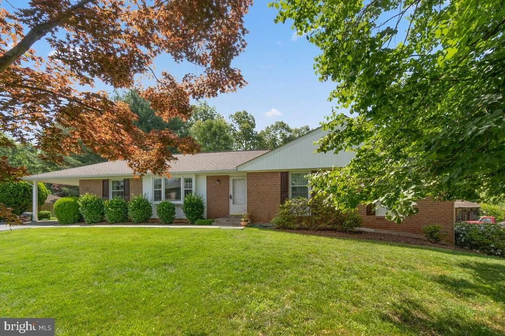 Photo of 3324 LLEWELLYN FIELD ROAD