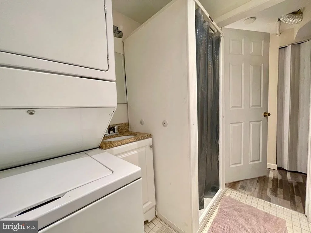 Photo of 3111 ARUNDEL ROAD