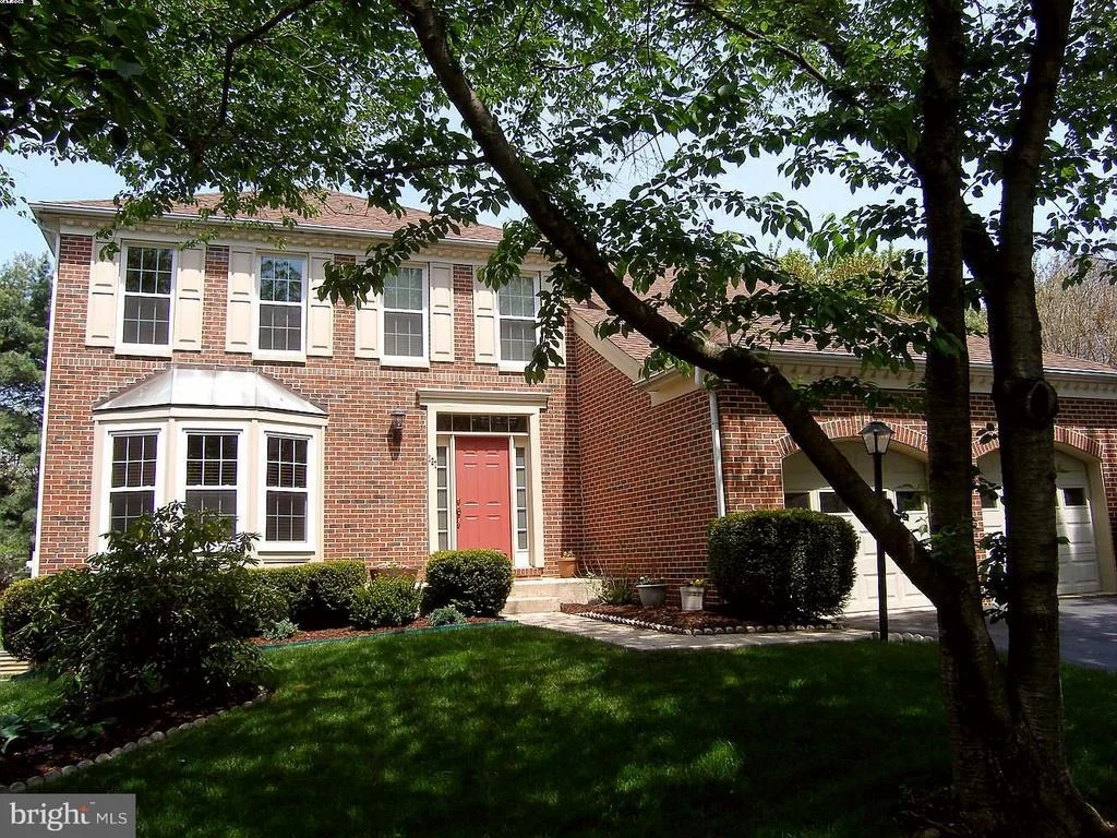 Photo of 127 BOOKHAM LANE