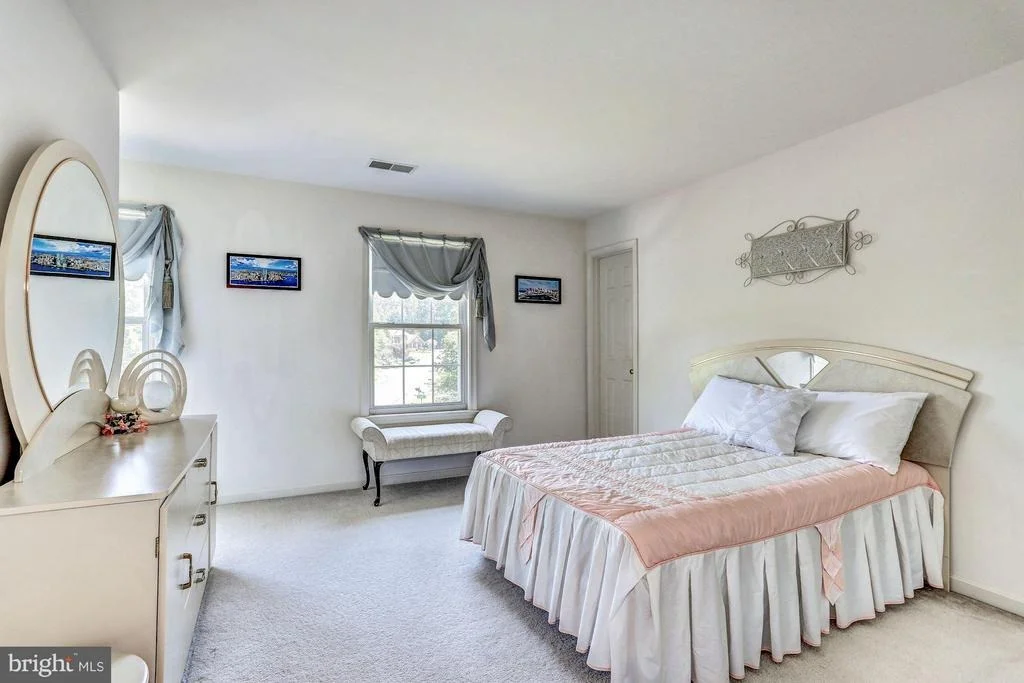 Photo of 12070 SARANAC PLACE