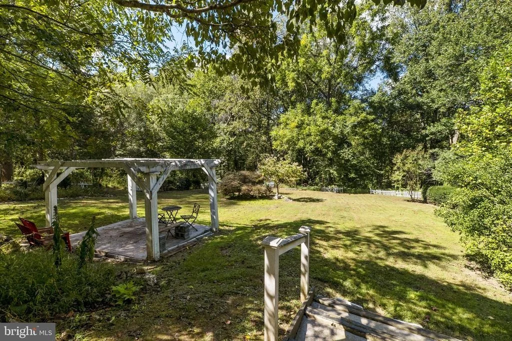 Photo of 16112 BARNESVILLE ROAD