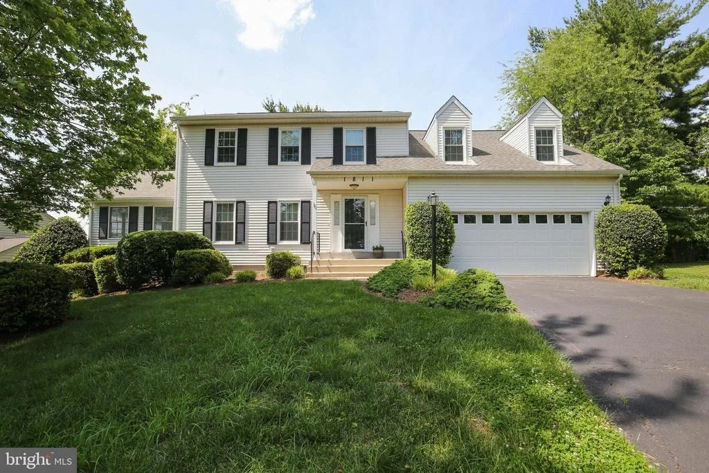 Photo of 1811 CLOVERMEADOW DRIVE