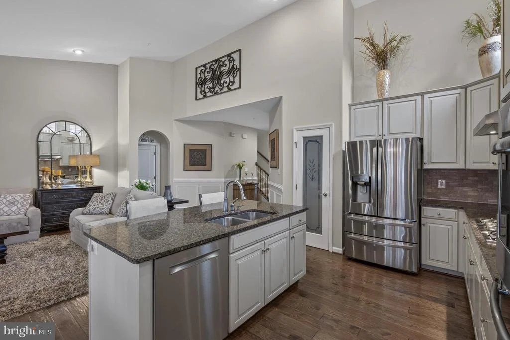 Photo of 1123 LONG FARM CIRCLE