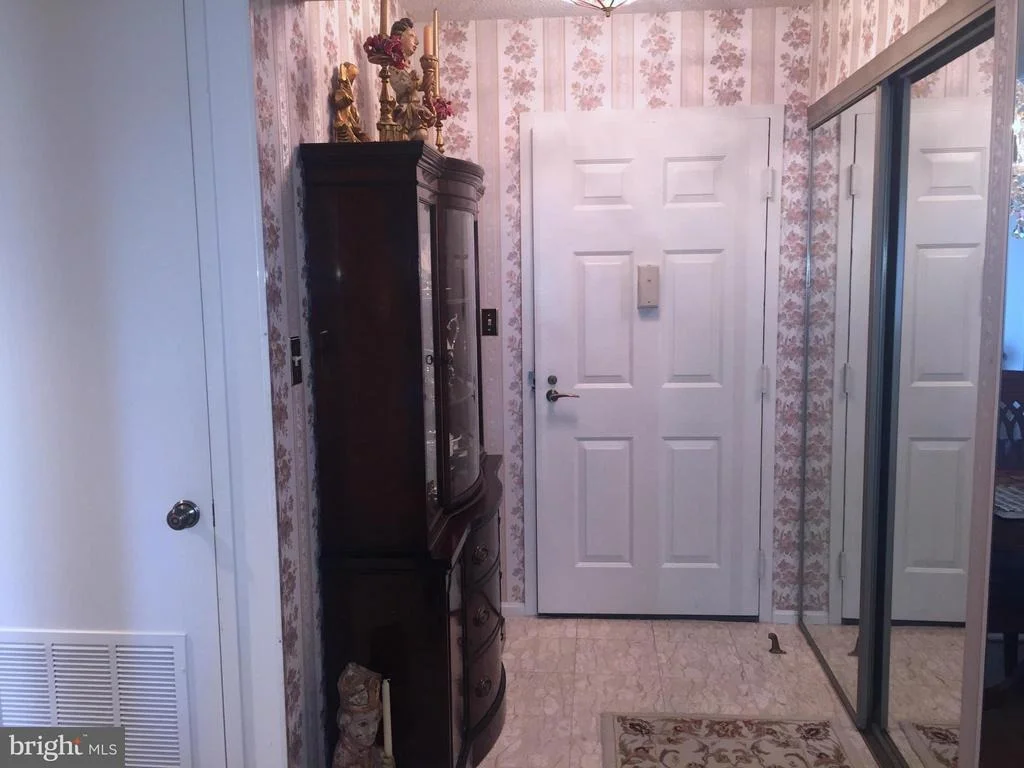Photo of Unit 2802 at 15107 INTERLACHEN DRIVE