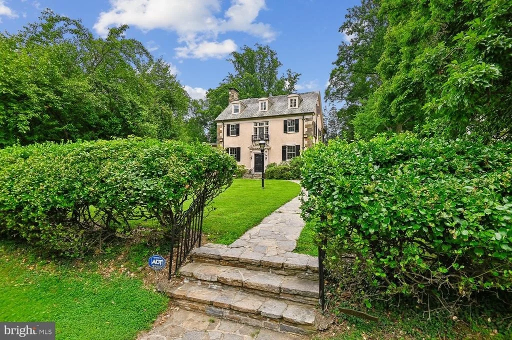 Photo of 2209 KEN OAK ROAD