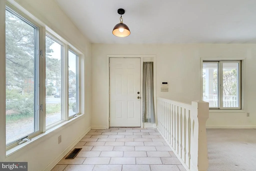 Photo of 208 POND VIEW DRIVE