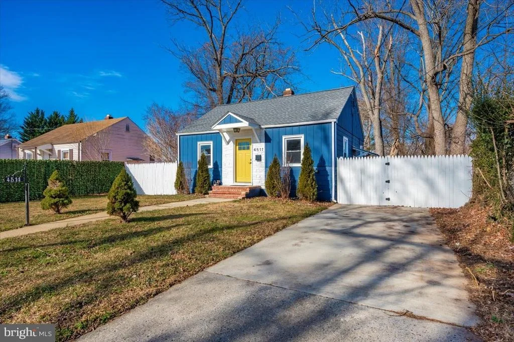 Photo of 4511 BENNION ROAD