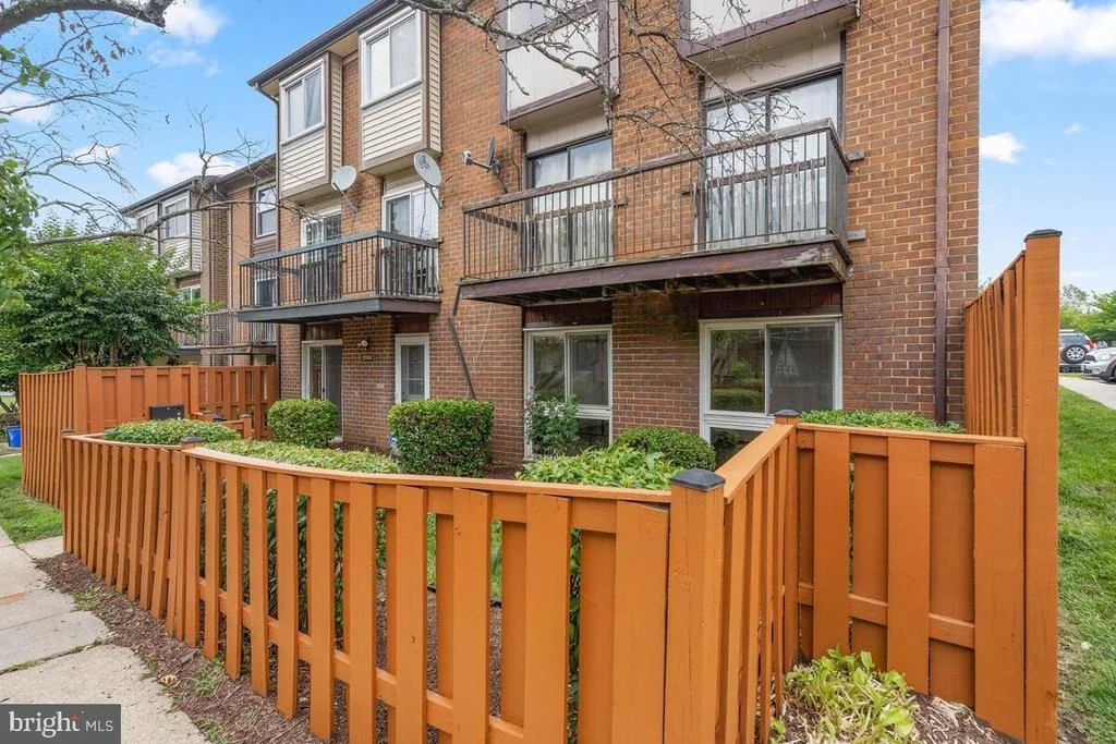 Photo of Unit 2AB at 2344 SUN VALLEY CIRCLE