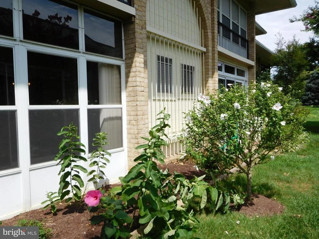 Photo of Unit 21D at 3627 GLEN EAGLES DRIVE