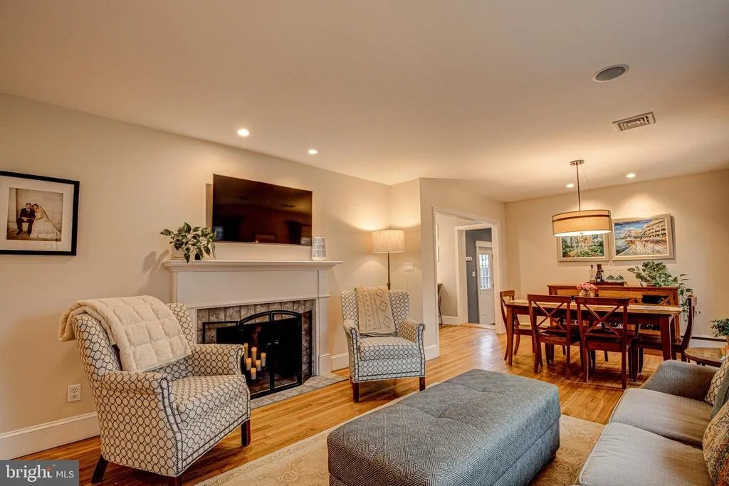 Photo of 3804 MODE STREET