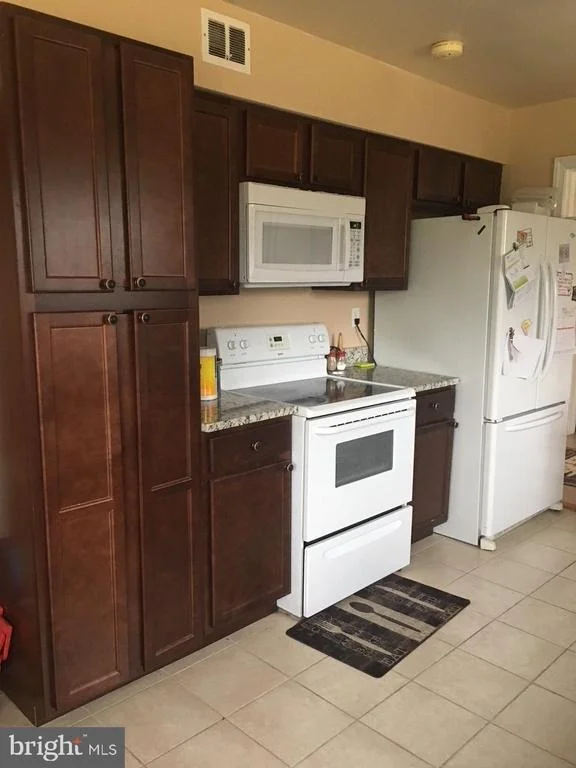 Photo of 10001 COUNSELMAN ROAD