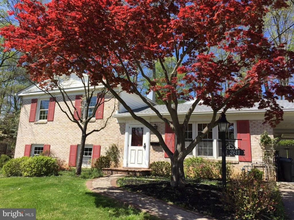 Photo of 2611 SILVERDALE DRIVE