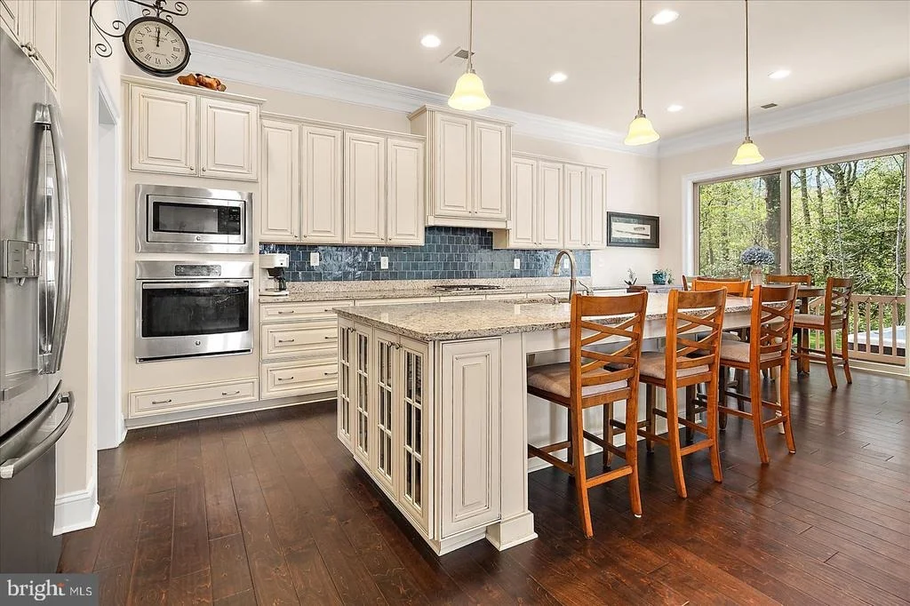 Photo of 30561 SILVERTON ROAD