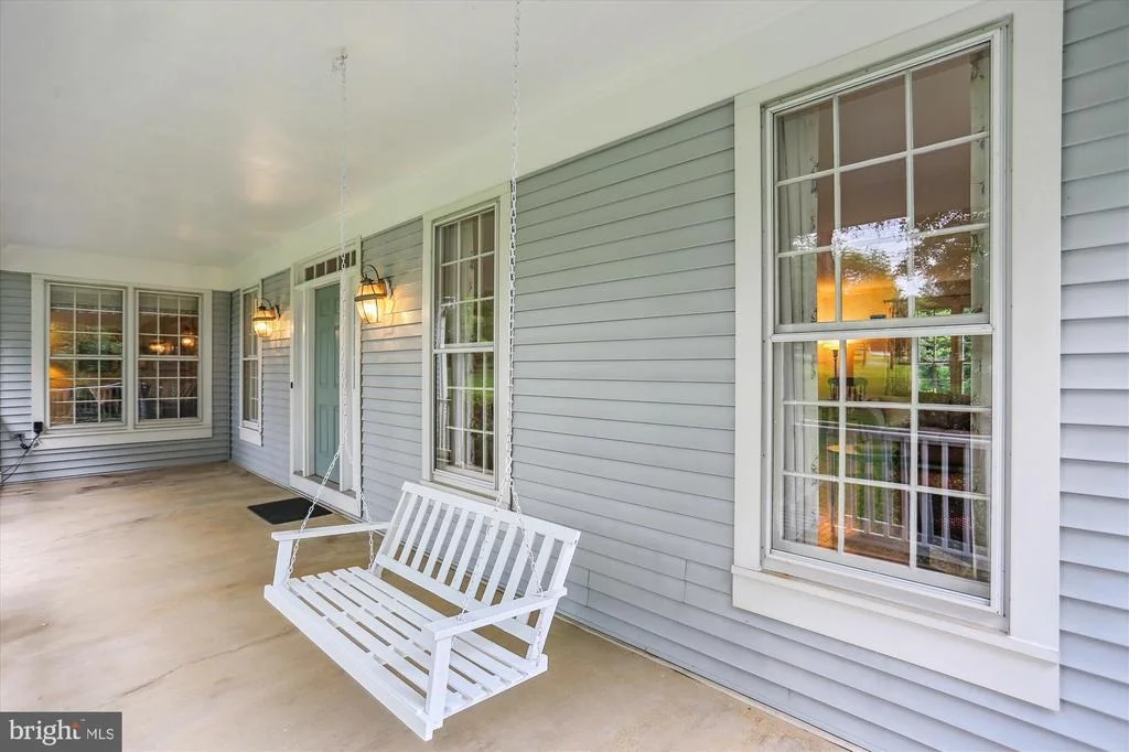 Photo of 22217 CREEKVIEW DRIVE