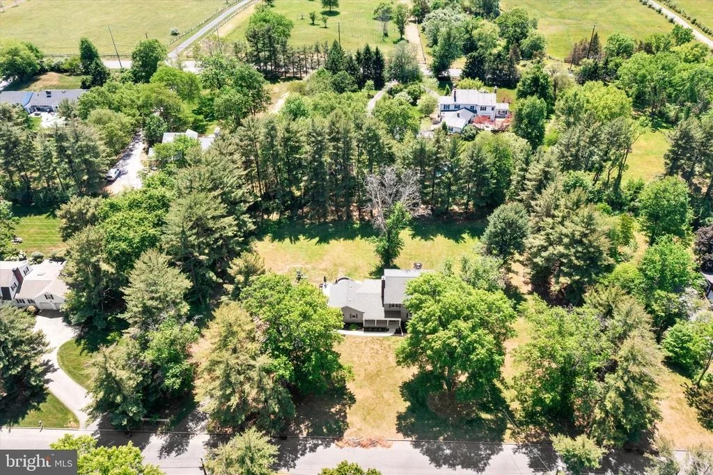 Photo of 5 SKYFIELD DRIVE