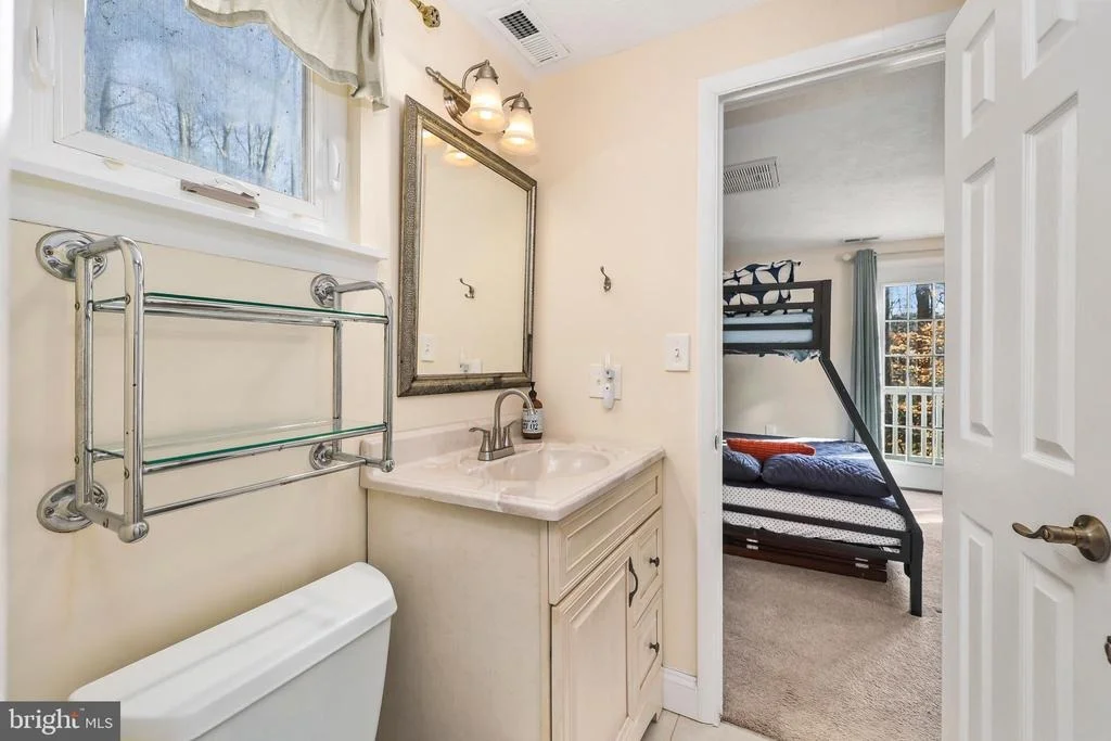 Photo of 11800 DUKES DRIVE