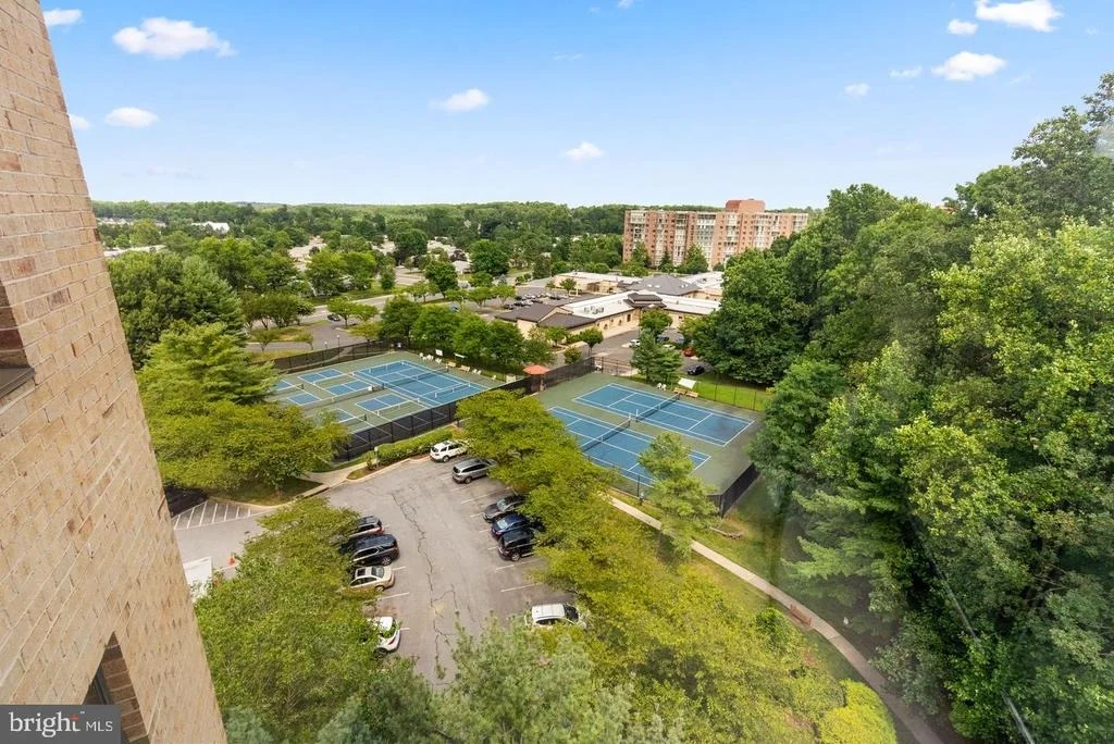 Photo of Unit 304 at 14805 PENNFIELD CIRCLE