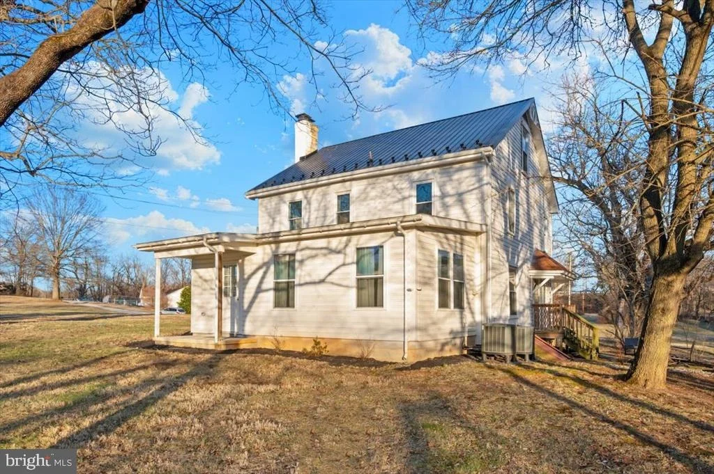 Photo of 11012 ARNOLD LANE