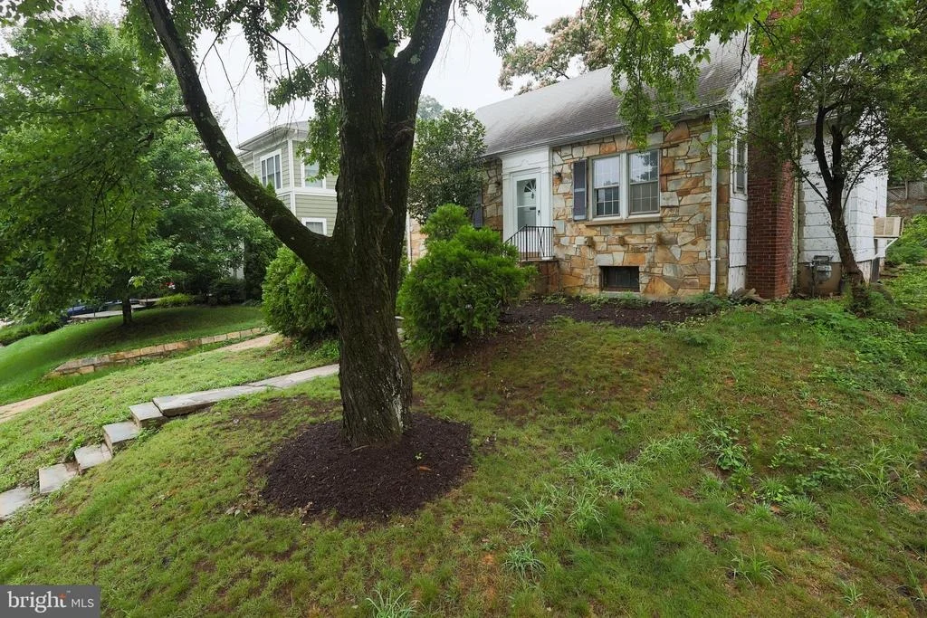 Photo of 4827 16TH ROAD N