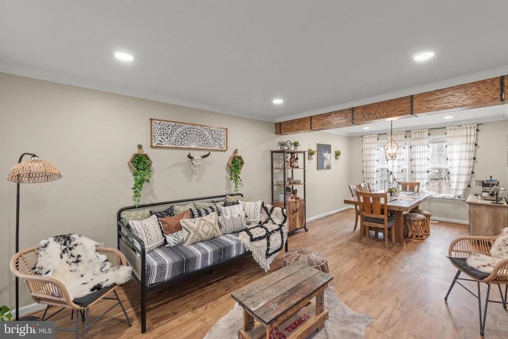 Photo of 1105 HENRY DRIVE