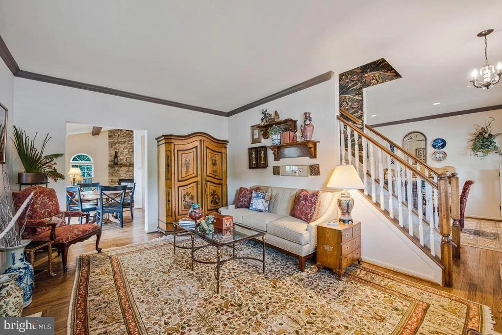 Photo of 8929 COLESVILLE ROAD