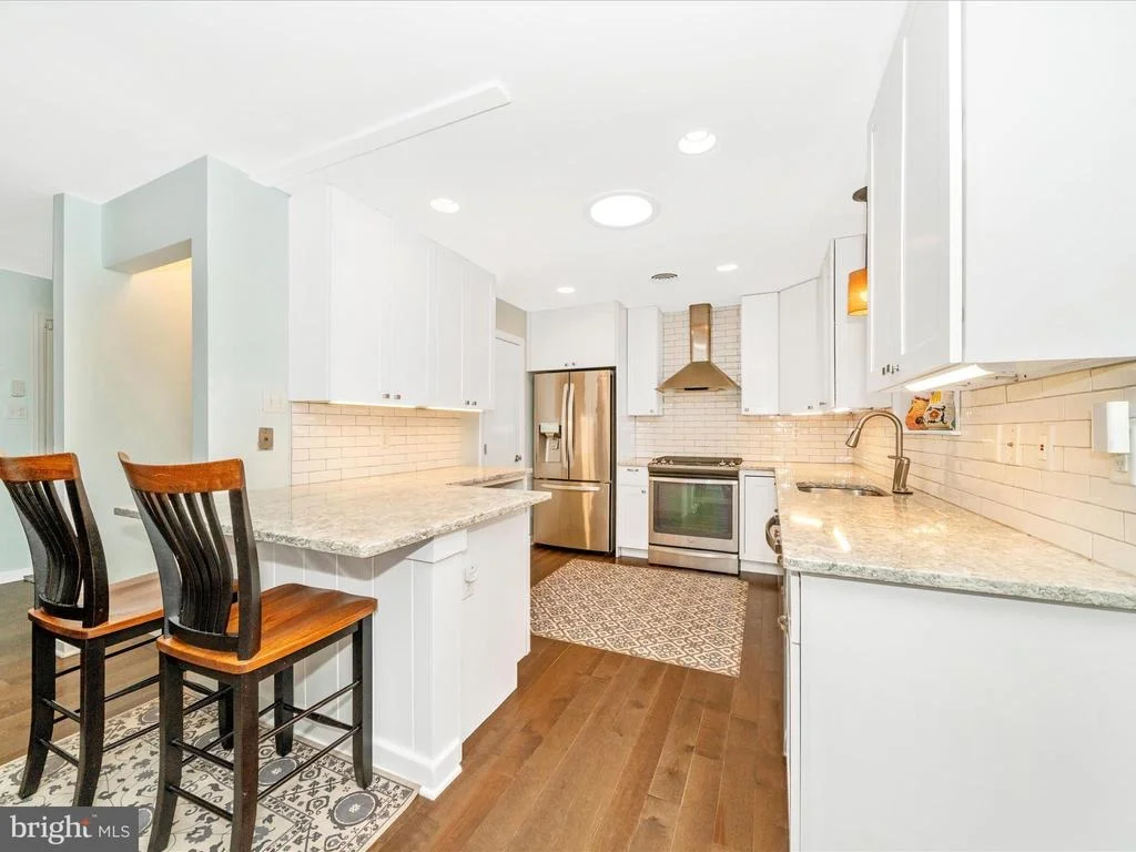 Photo of 903 MERCER PLACE