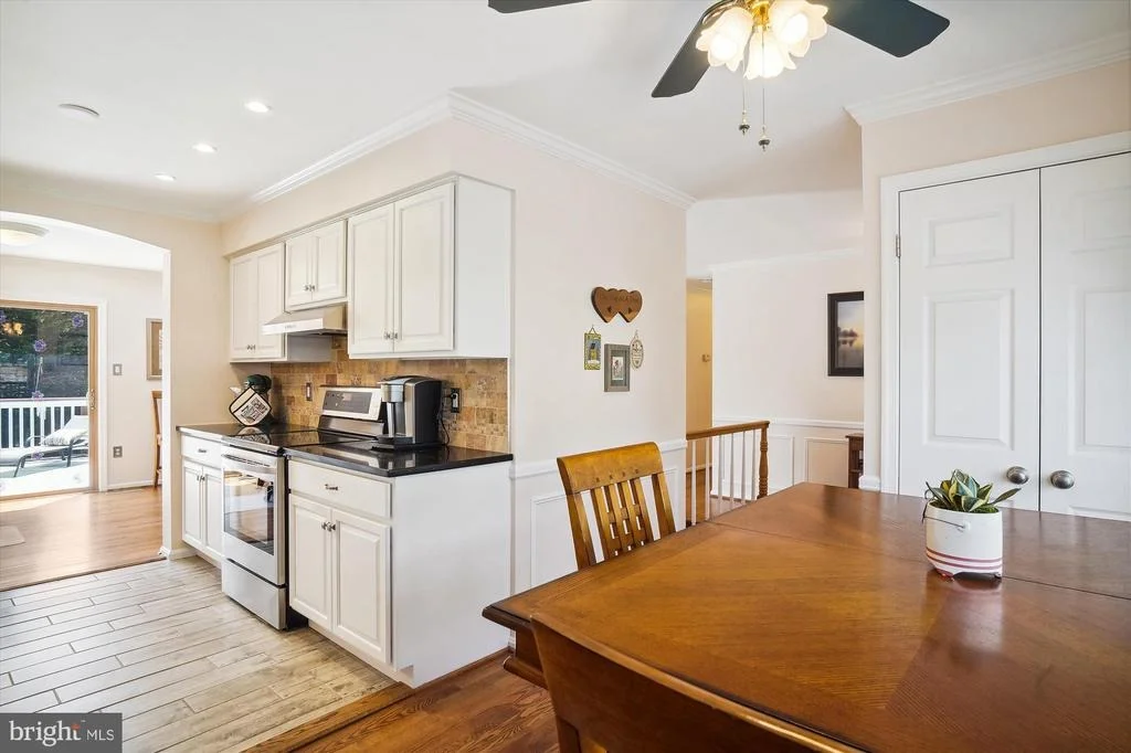 Photo of 24824 SHOWBARN CIRCLE