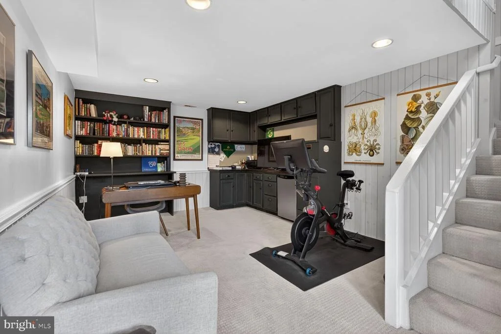 Photo of 17641 RAVEN ROCKS ROAD
