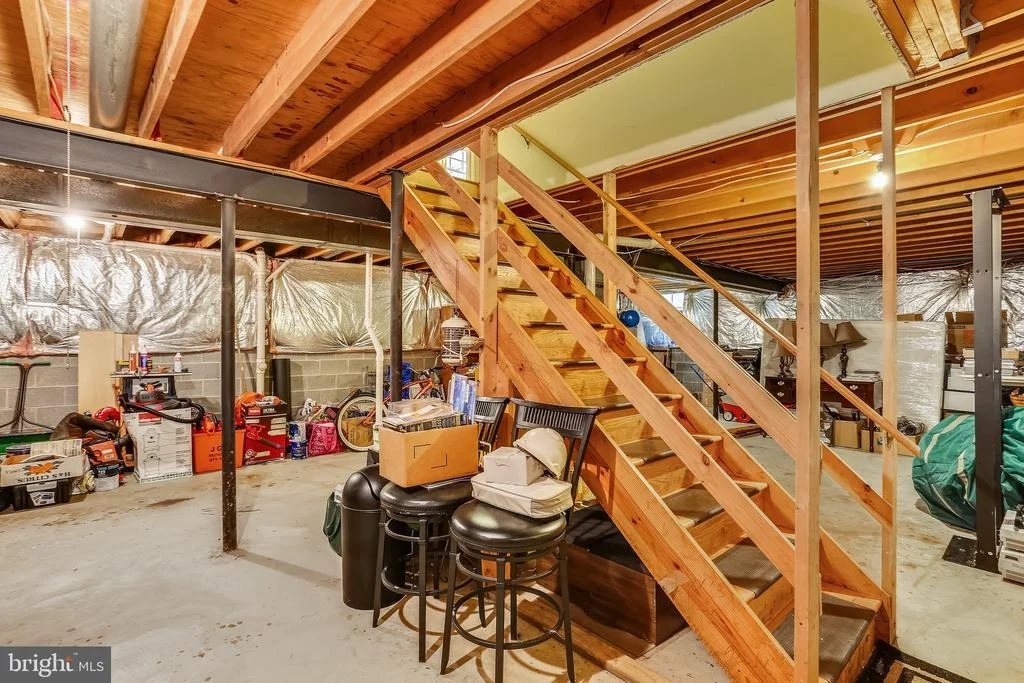 Photo of 912 POINTER RIDGE DRIVE