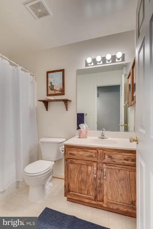 Photo of 476 OAK LEE