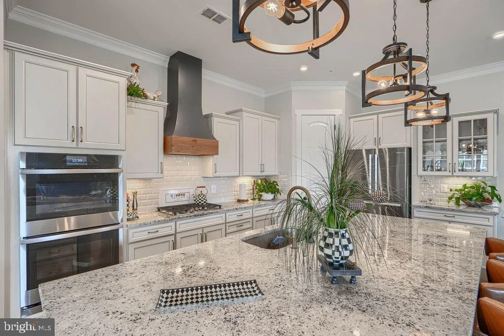 Photo of 320 BAYBERRY DRIVE