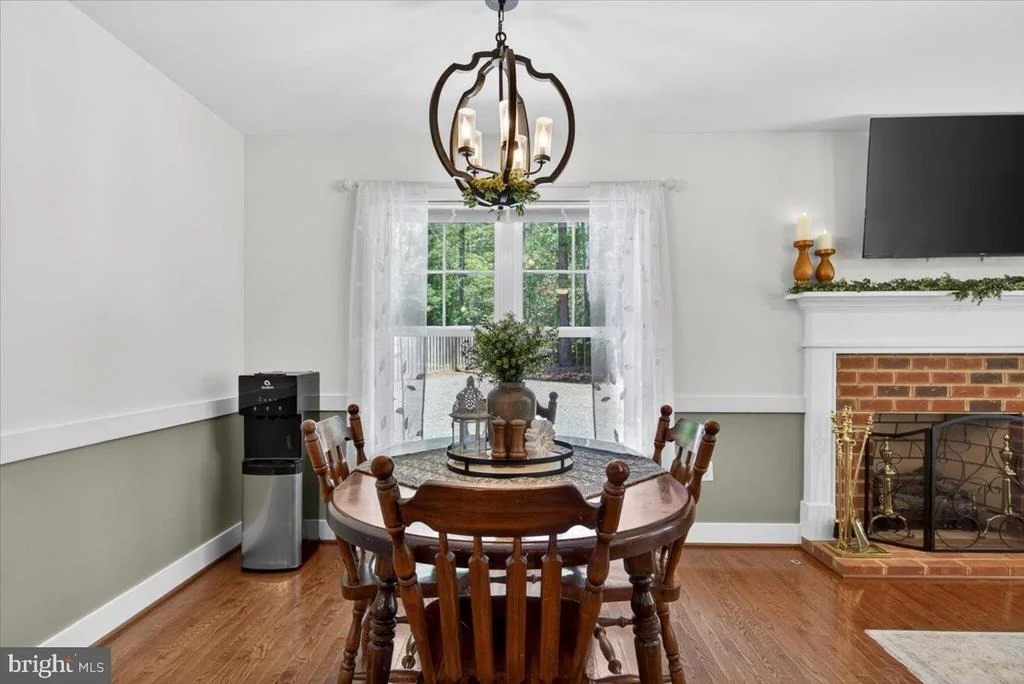 Photo of 844 MANCHESTER ROAD