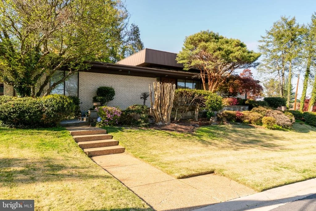Photo of 3201 PAULINE DRIVE
