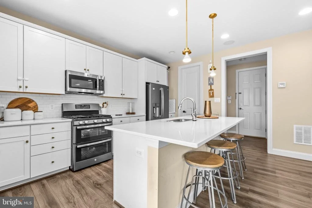 Photo of 2125 CHESTNUT DRIVE